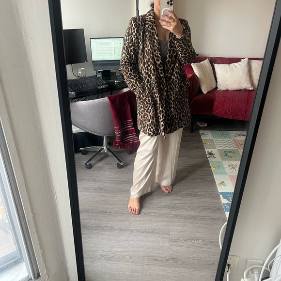 Beautiful animal print Zara coat size M - Picture 3 of 4